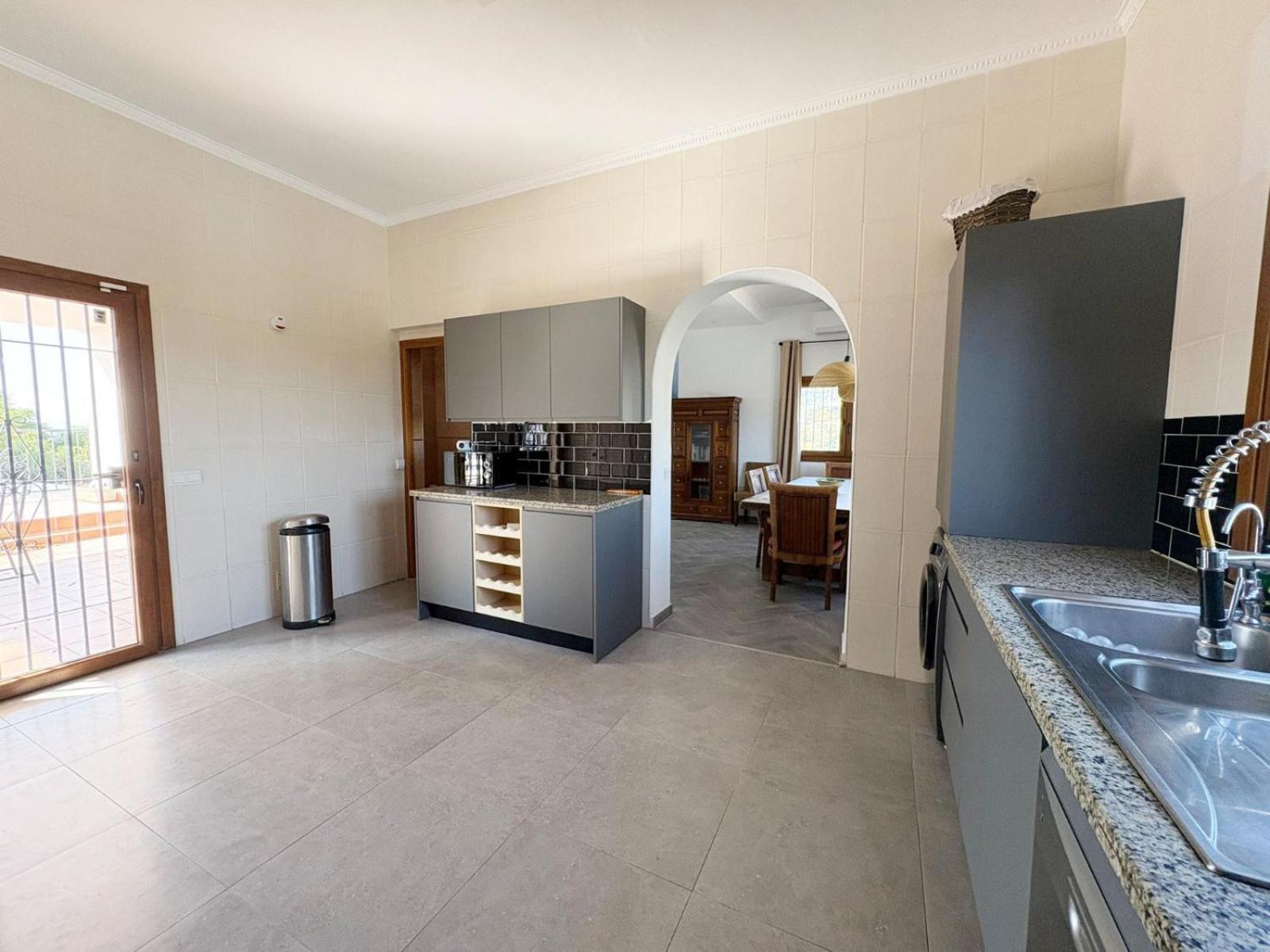 Villa 4 Bedroom In