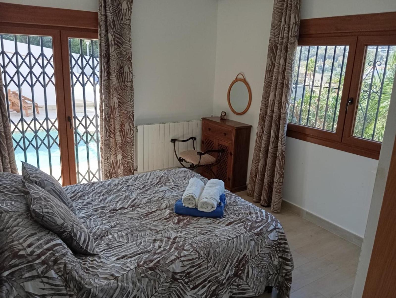 Villa 4 Bedroom In Benalmádena